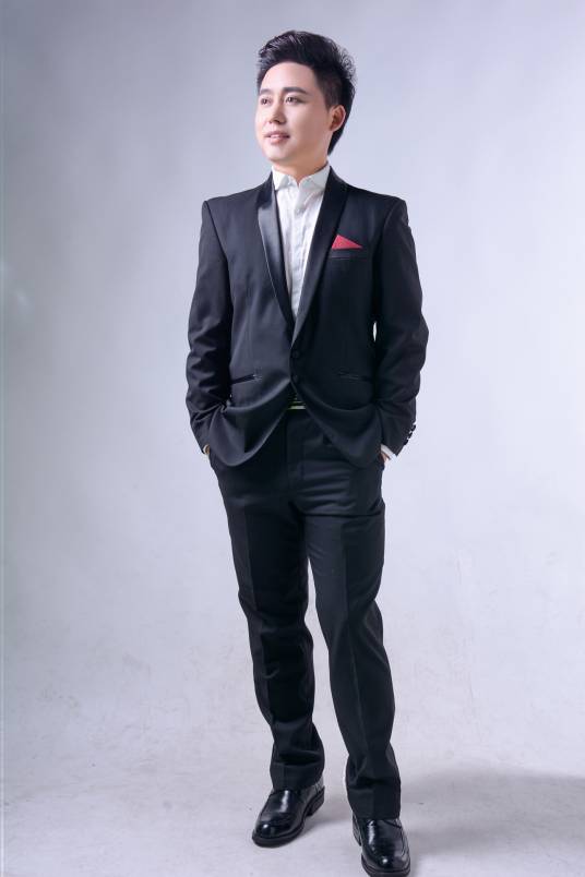 刘少峰（中国内地青年男高音歌唱演员）