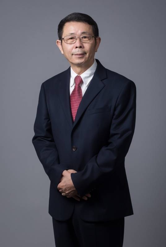 闫大鹏（第十四届全国人大代表，中国航天科工航天三江锐科激光副董事长、总工程师、国家卓越工程师奖获得者）