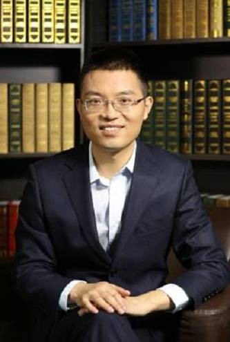 何小伟（对外经济贸易大学保险学院讲师）