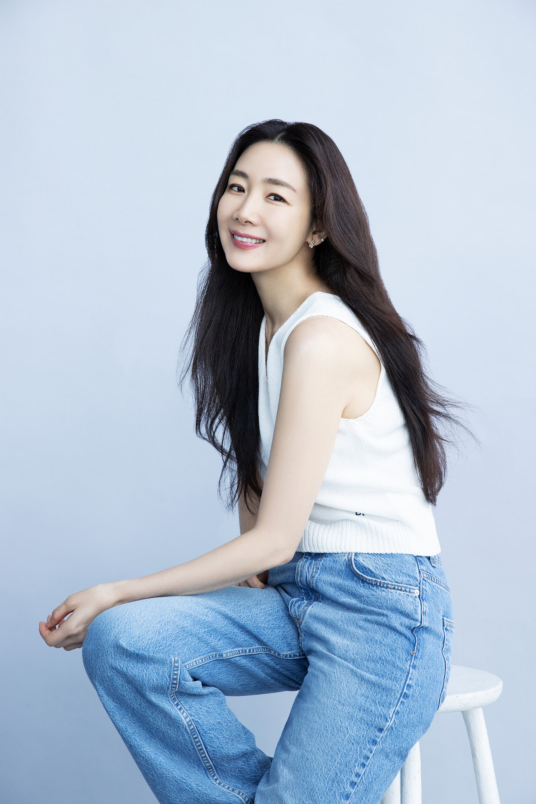崔智友（韩国影视女演员）