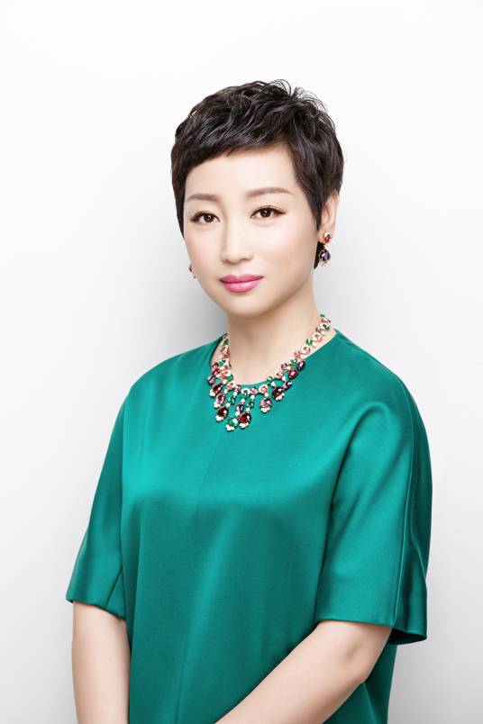 杜鹃（国美控股集团CEO）