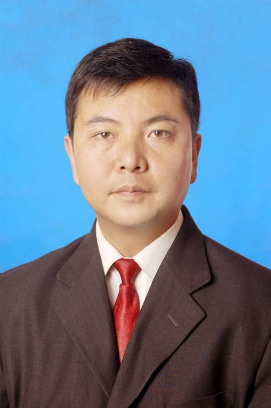 杨成刚（贵州省沿河自治县委原常委、组织部原部长）
