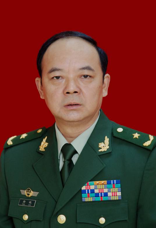 唐晓（武警水电指挥部原政委）