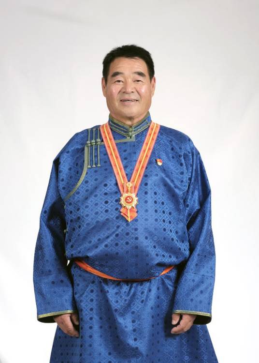 廷·巴特尔