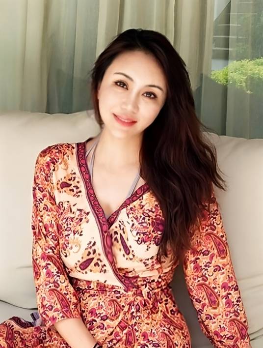 美女变大树