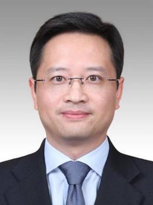 袁泉（上海市奉贤区委书记，区人民武装部党委第一书记）