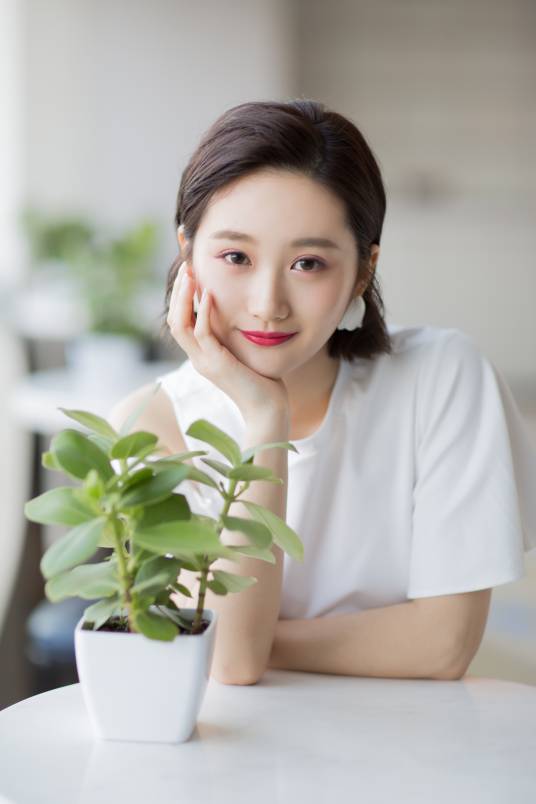 李璐尔