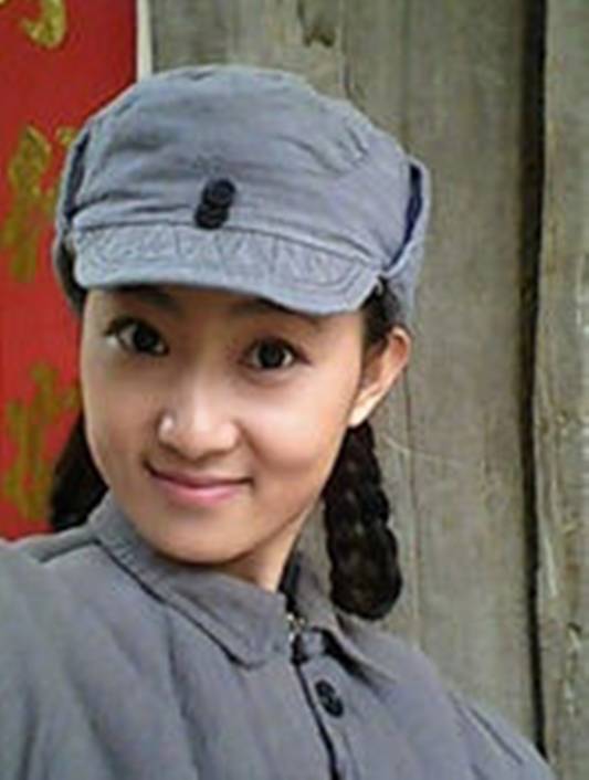 刘莎莎（中国煤矿文工团话剧团演员）
