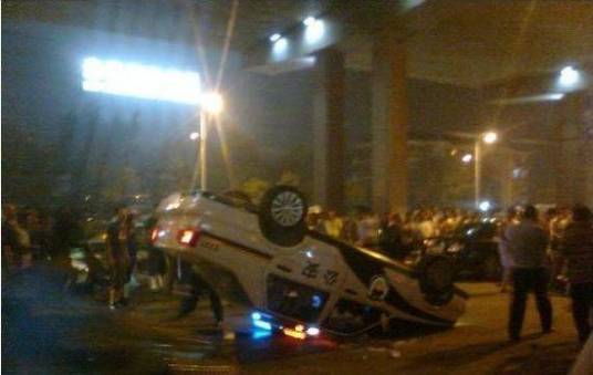 8·9河北石家庄掀翻警车事件