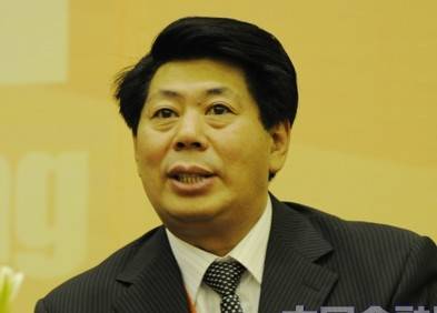 邱云章（齐鲁银行原党委书记）