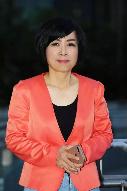 黄智贤（台湾女主持人、作家、资深政治评论家）