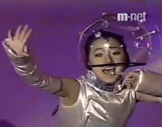 bird（李贞贤1999年韩语歌）