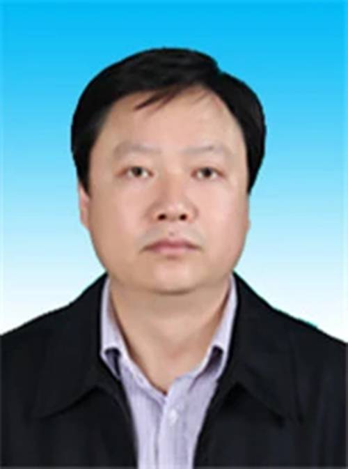 李显庆（河南省南阳市镇平县委原书记）
