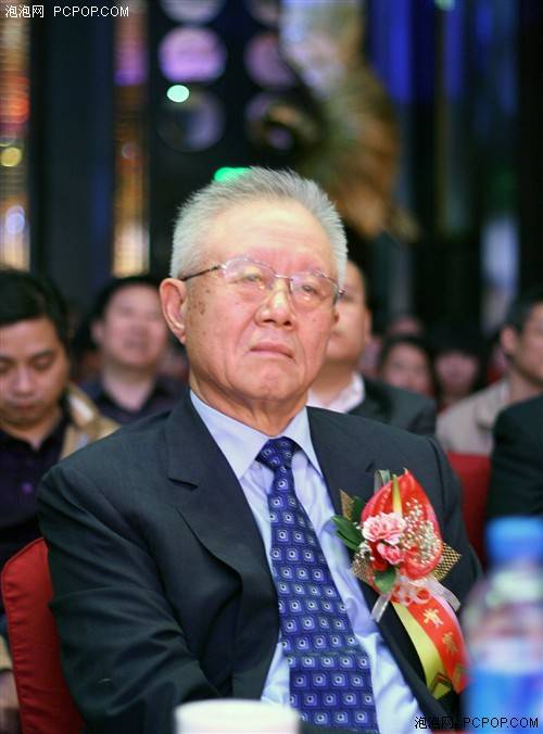 王之（中国第一台电子计算机发明人）