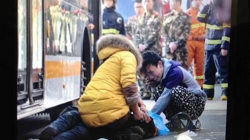 12·16成都公交车失控事故