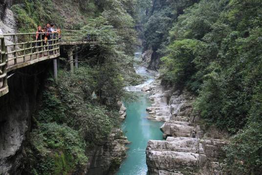 石门岩风景区