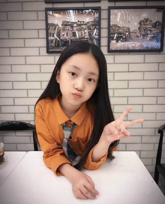 李妮妮（童星、中国内地女演员）
