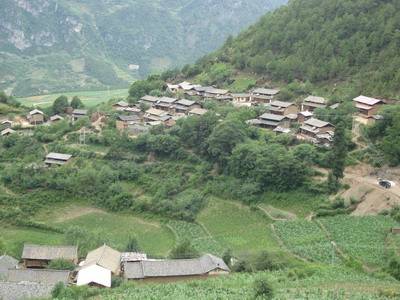 铁门坎村
