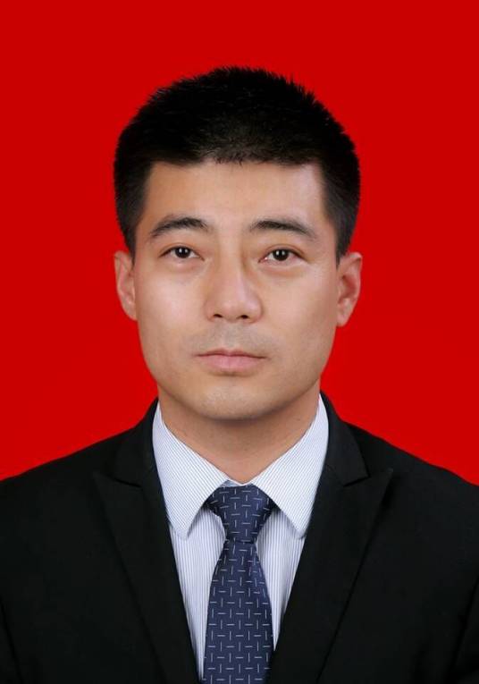 高岗（陕西省铜川市耀州区委副书记、区长）