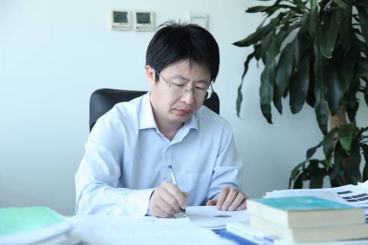 李春雷（中奇制药技术有限公司首席研究员）