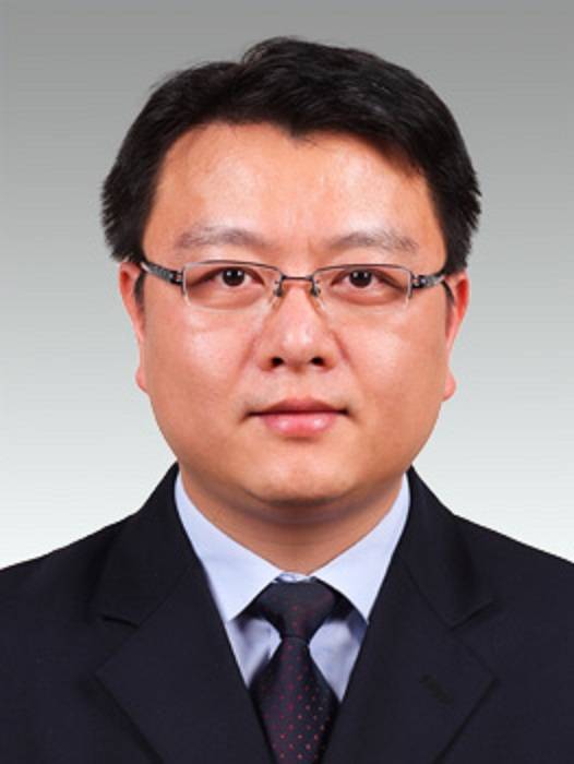 徐彬（上海市体育局党组书记、局长，市体育总会主席）