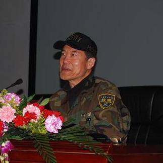 石子坚