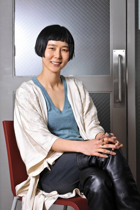 金娜英（韩国女演员、主持人）