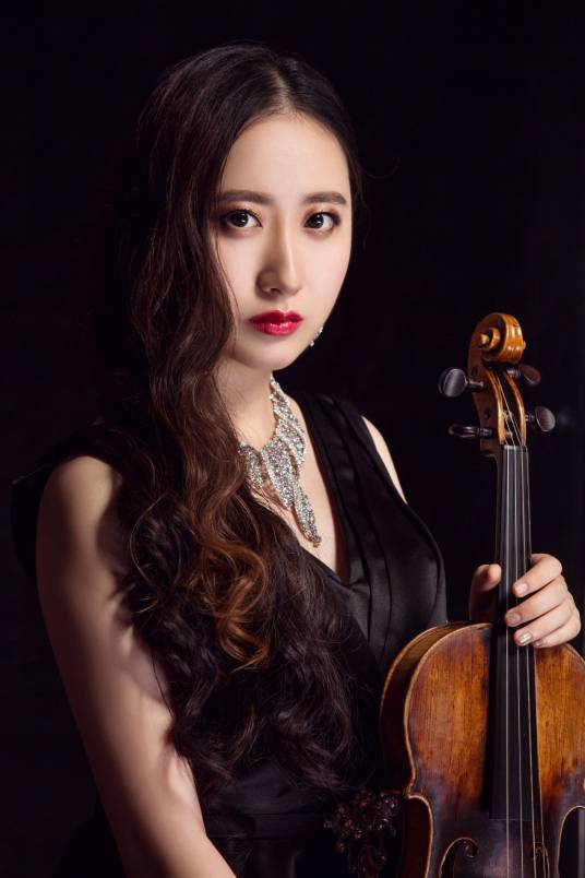 姜珊（巴洛克小提琴演奏家、西洋古乐运动中国的先驱）