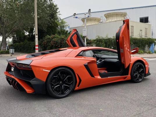 2013款Aventador LP 700-4 Roadster