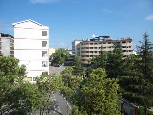 常宁市合江中学