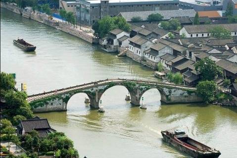 慈母桥村
