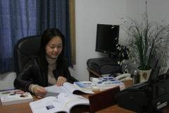 孙爱军（上海市虹口区广灵路小学校长兼党支部书记）