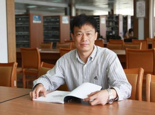 姜文杰（管理学硕士）