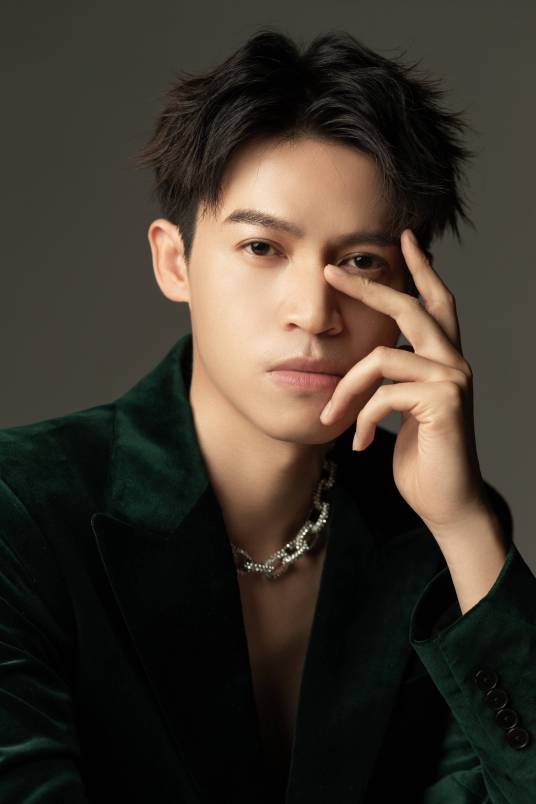施琅（中国内地男演员）
