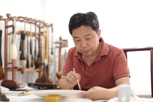 王卫平（中国工艺美术大师）