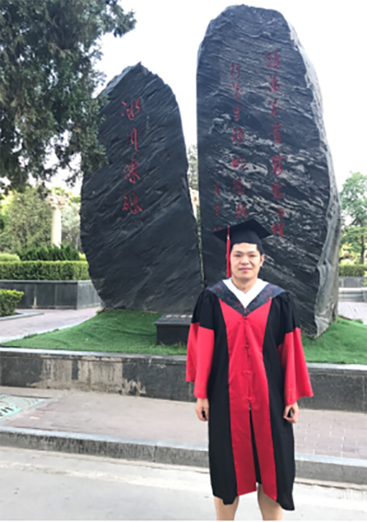 崔航（青海师范大学教师）