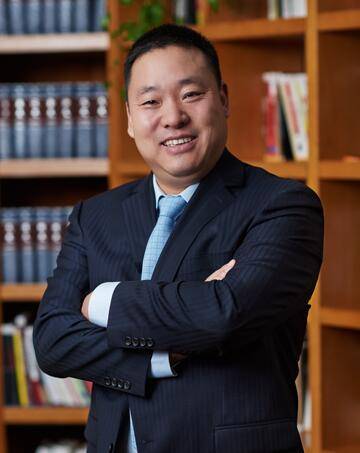 李书文（厚朴供应链金融公司董事长、2007年央视“赢在中国”全国总冠军）