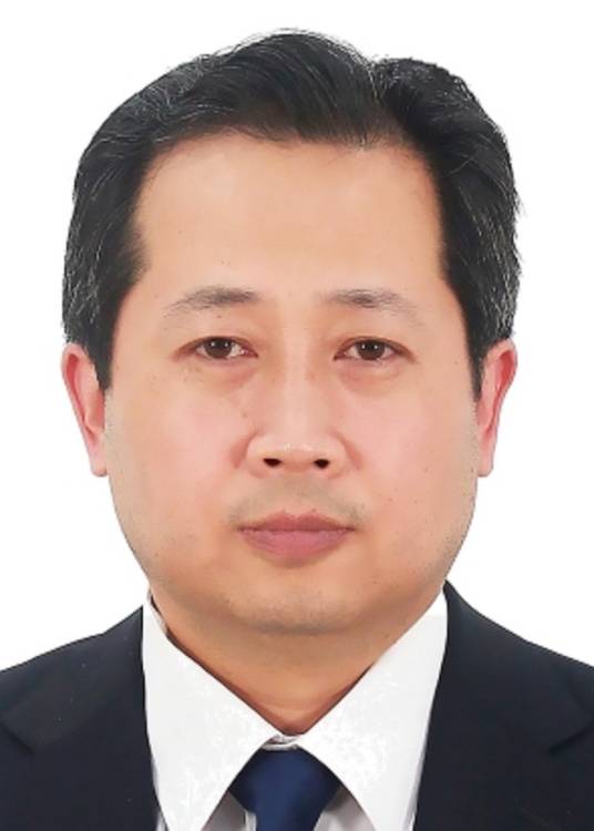 李冰冰（中共河南省委外事工作委员会办公室副主任）