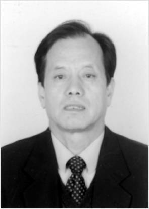 杨世光（云南省诗词学会常务理事）