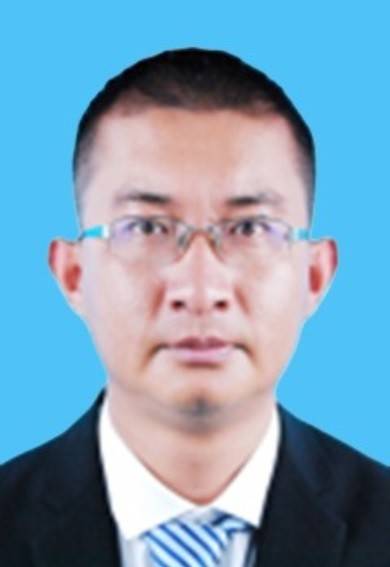 李汉忠（保山市龙陵县工业信息商务科技局党组成员、副局长）