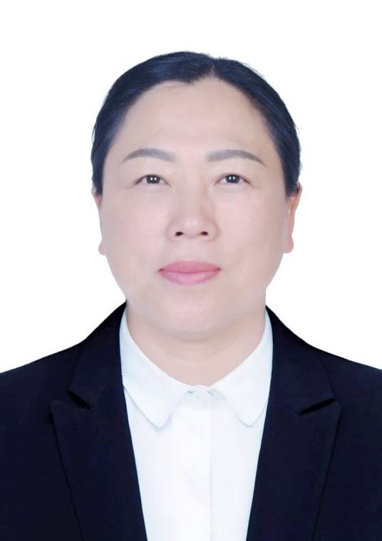 薛燕（重庆市大足区政协副主席）