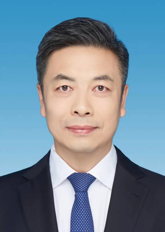 任珠峰