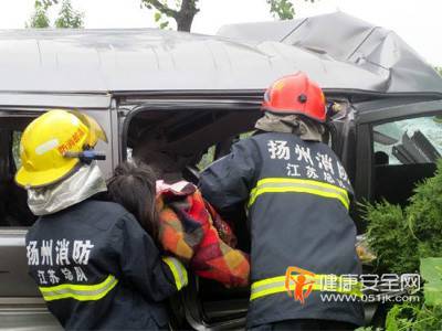 高邮重大交通事故