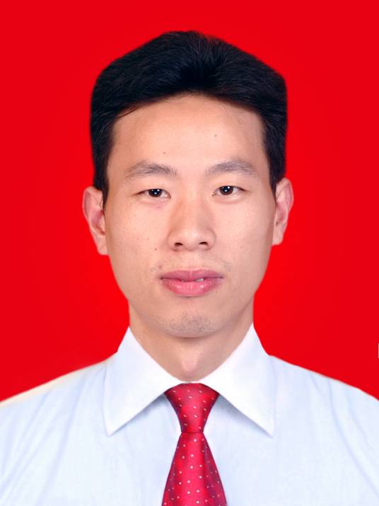 彭晓明（湖南省醴陵市纪律检查委员会常委、正科级纪检监察员）