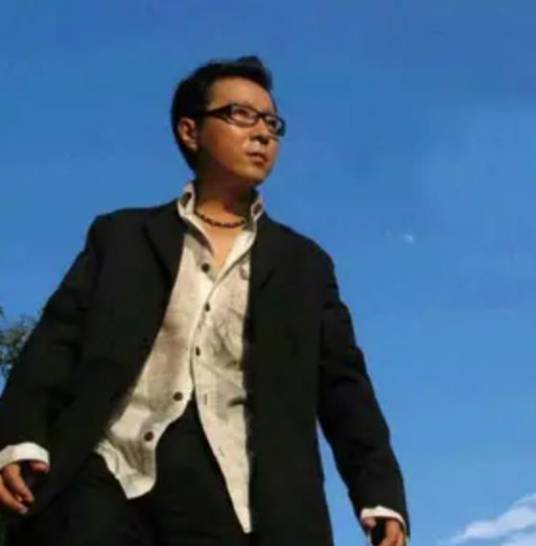 你爱的是我还是你自己（东方骏演唱歌曲）