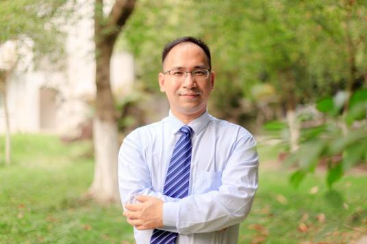 刘志雄（广西民族大学商学院教师）
