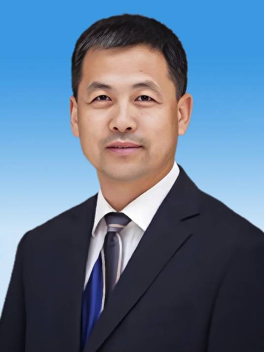 王华（江苏省南京市委常委、市委组织部部长）