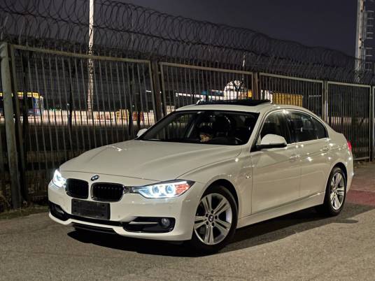 BMW F30