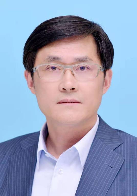 王浩（上海市教育委员会副主任）