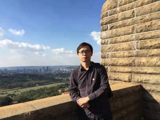 邓建国（复旦大学传播学系教授）